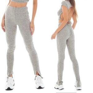 ARE YOU AM I Gray Leggings